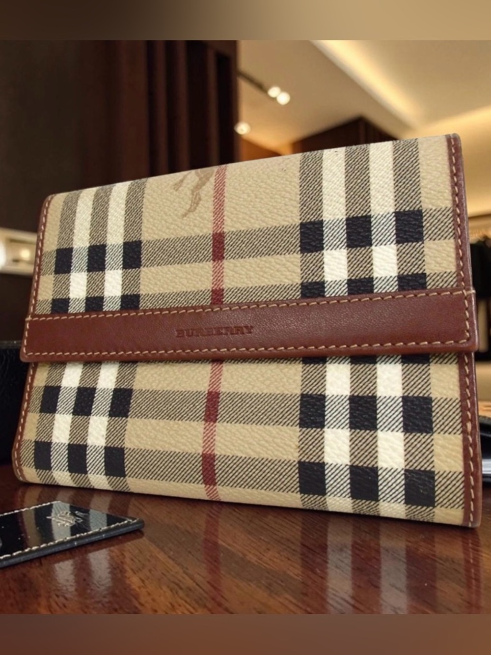 Burberry Nova Check Bifold Wallet 😍❤️ - Picture 2 of 16